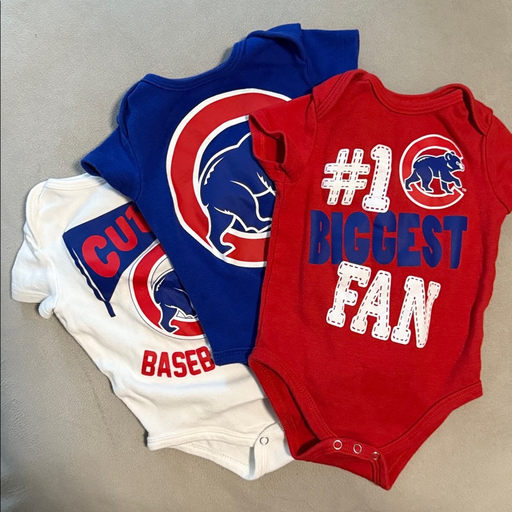 Genuine Merchandise Red Blue White Cubs #1 Biggest Fan Baby Bodysuit Set